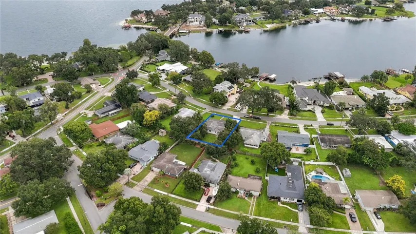 Wonderful location for receiving breezes from Lake Conway