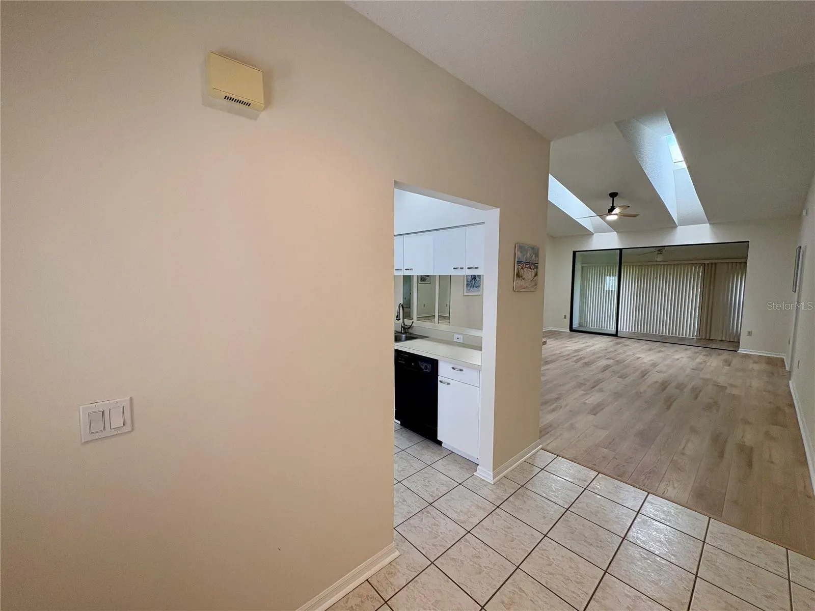 Entry Vacant