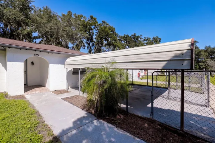 Carport