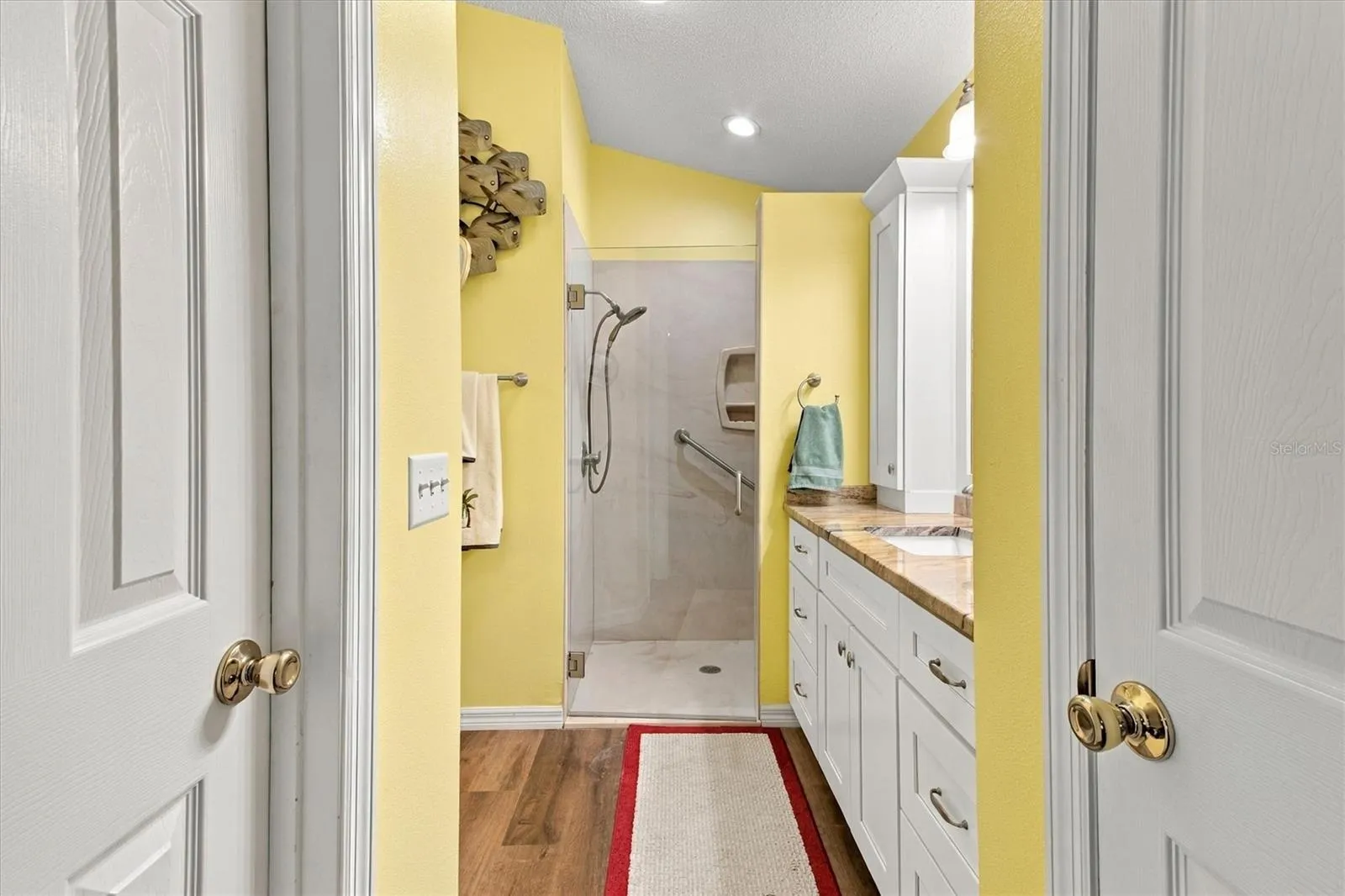 Primary shower and dressing area