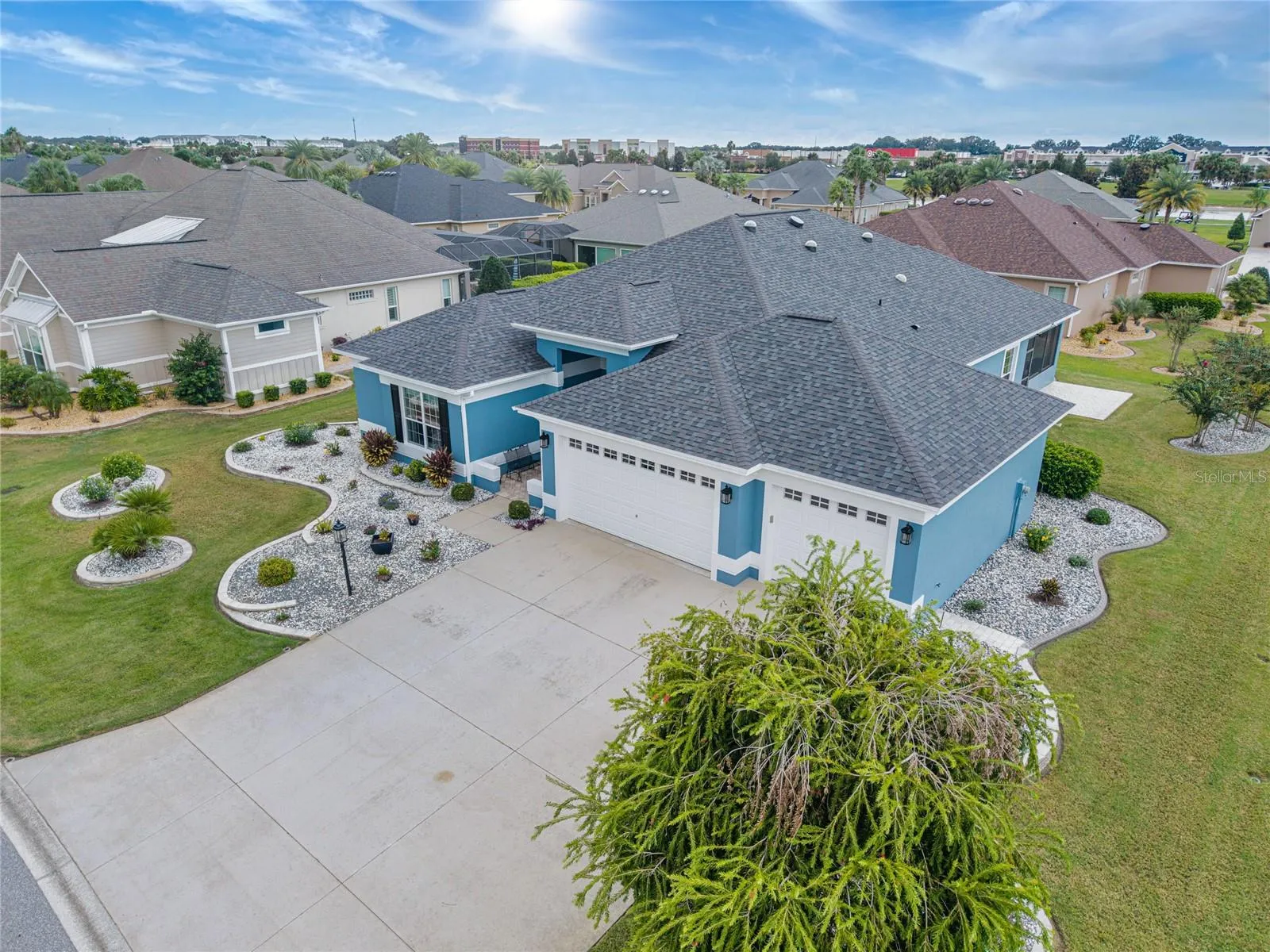 Aerial Right