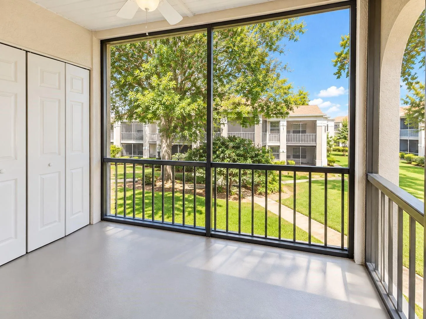 Screened-in Balcony