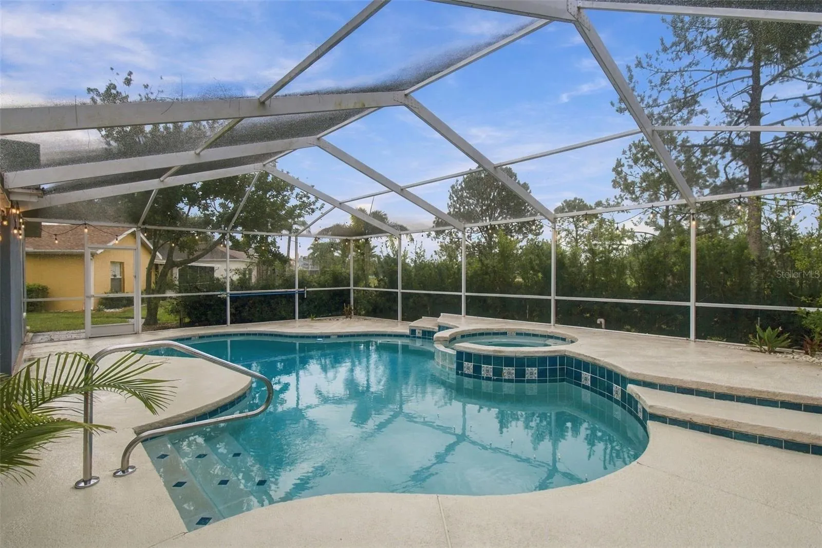 Heated pool &amp; Spa