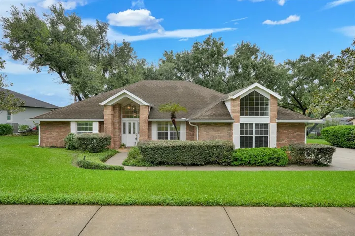 WELCOME HOME to 14747 Green Valley Blvd.