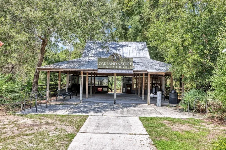 Shaded trailhead pavilion at Oakland Nature Preserve, a welcoming starting point for exploring nature.
