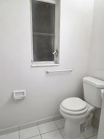 2nd Bathroom