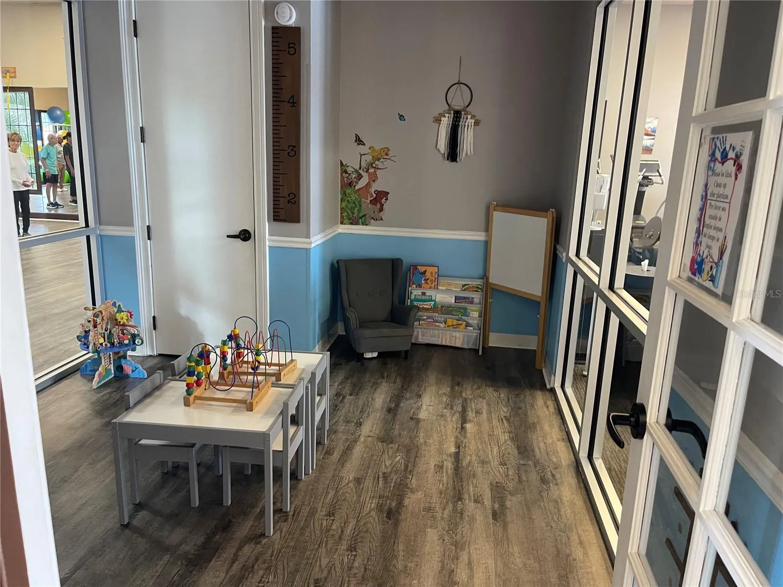 Club House Kids Room