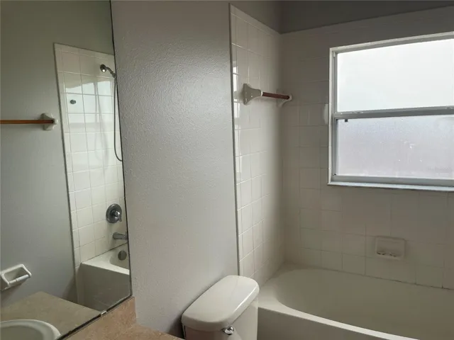 Loft room/Playing room Full bathroom