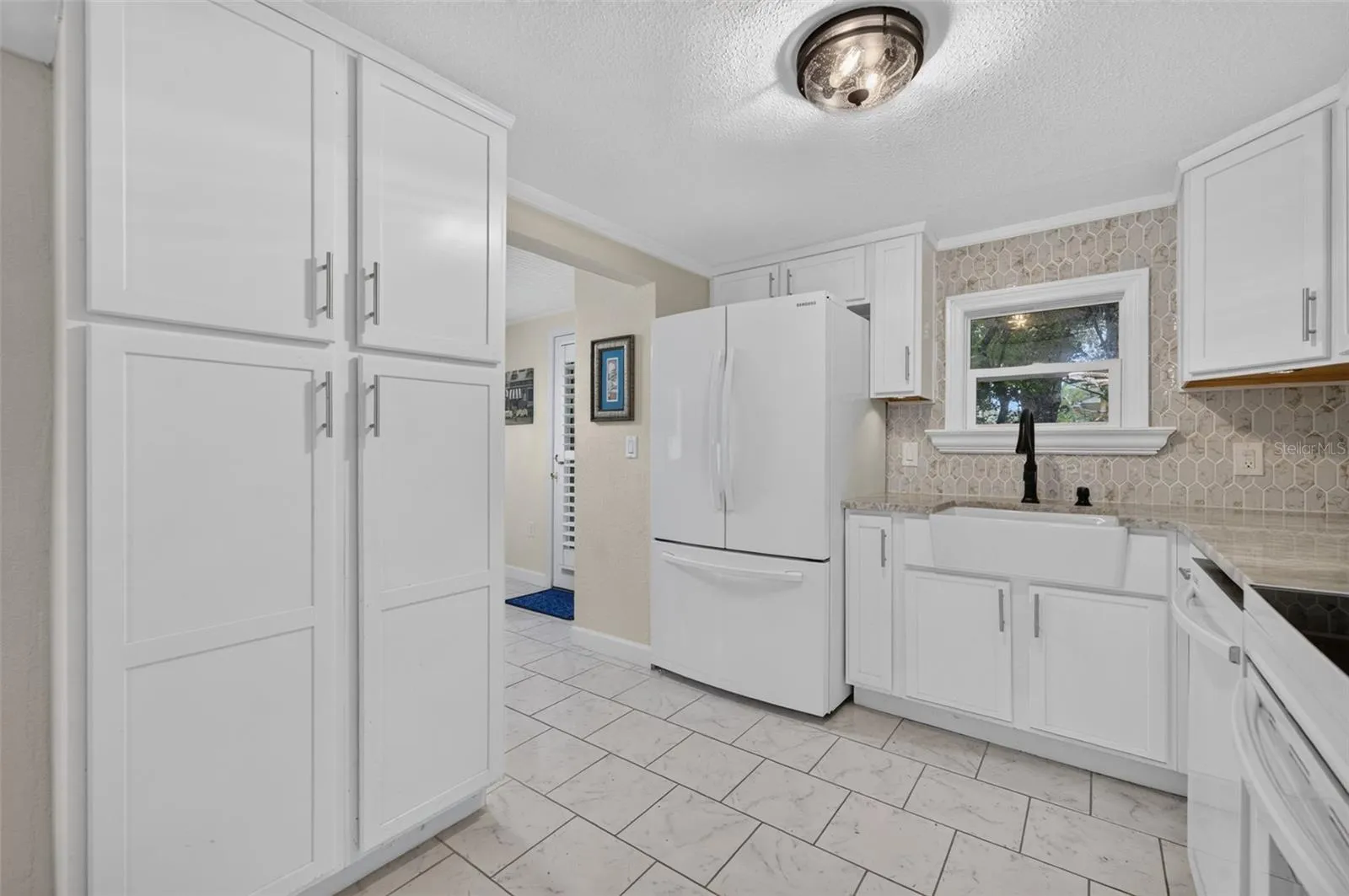 Under Cabinet lighting