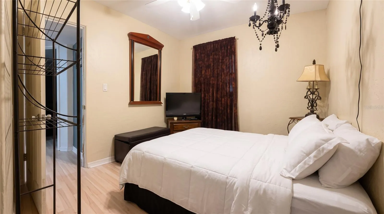 BEDROOM 3