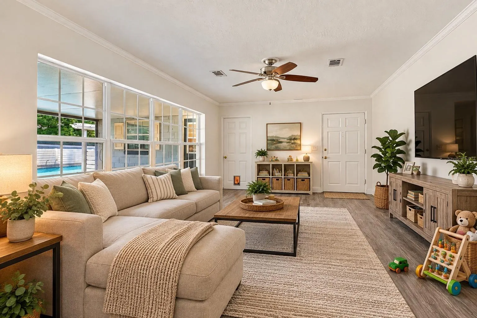 FAMILY ROOM