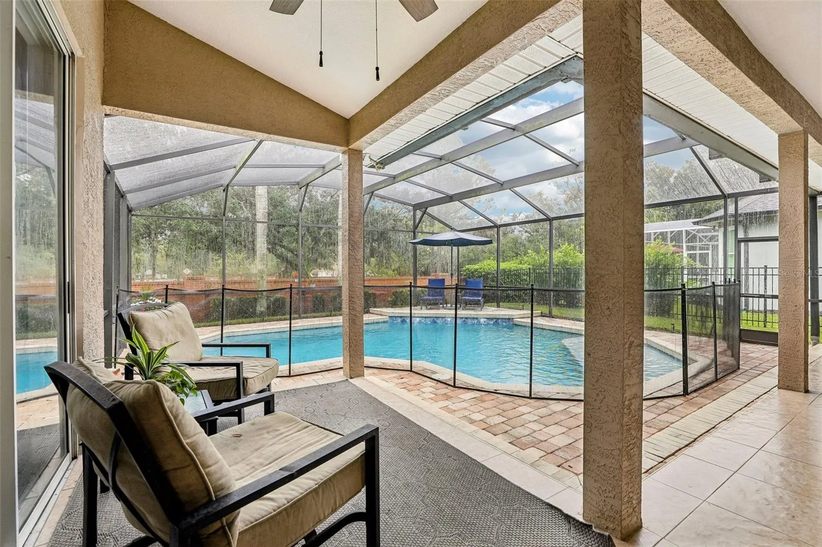 Beautiful Pool View