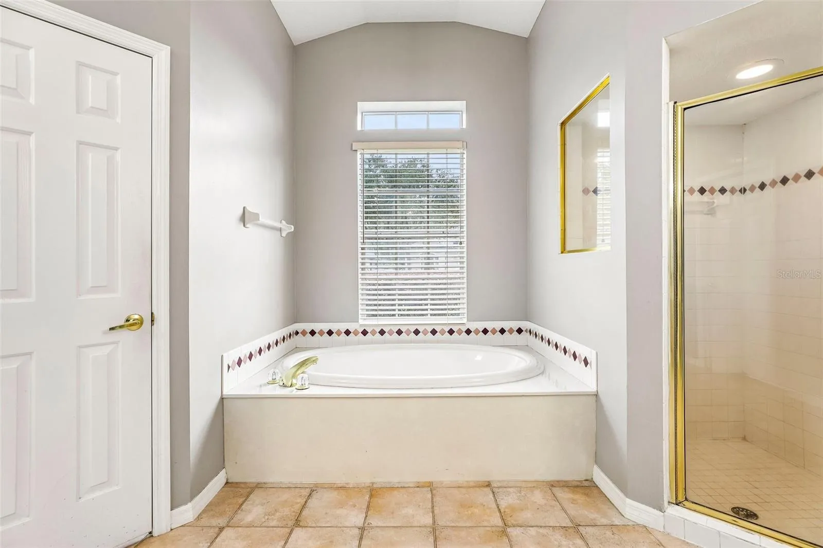 Garden Tub