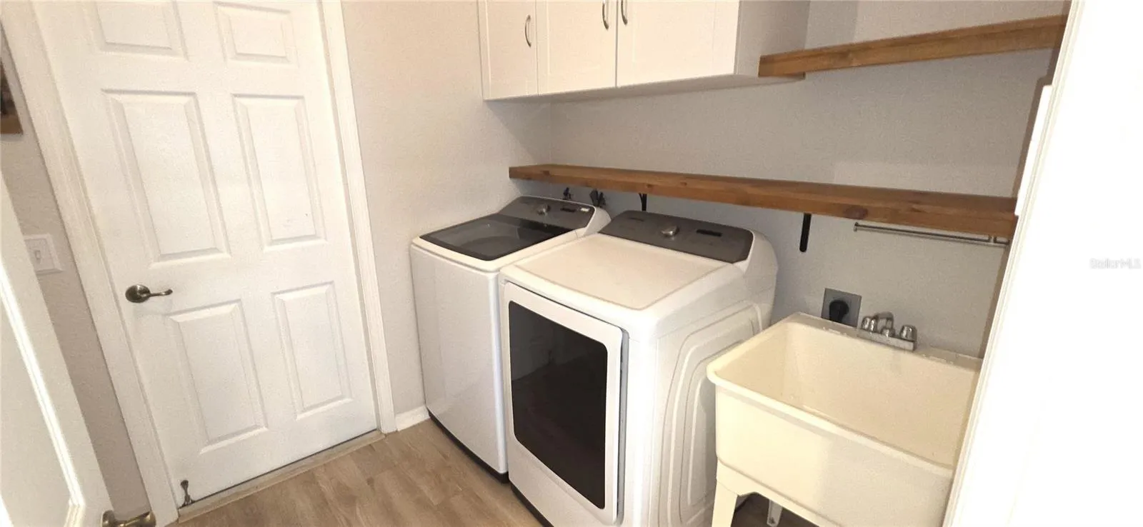 Laundry Room-Washer/Dryer Included