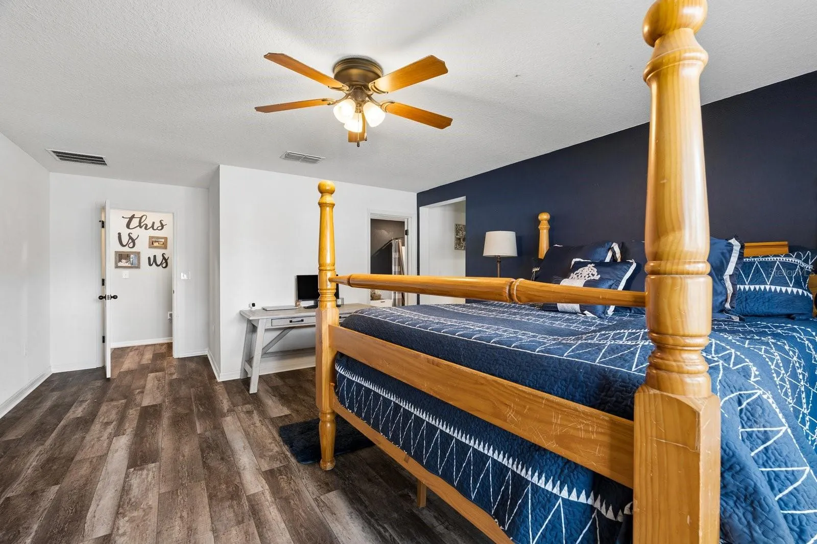 Primary suite