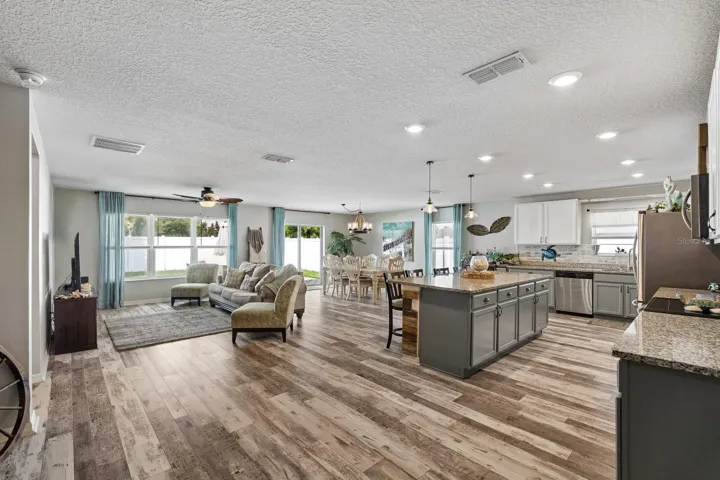 Expansive great room