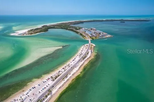 Dunedin Causeway to Honeymoon Island