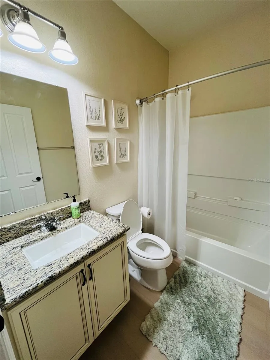 Downstairs Ensuite Bath
