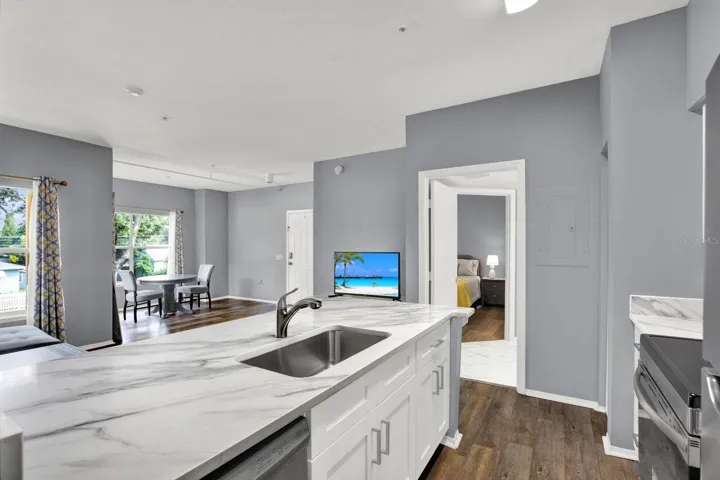 Kitchen / Living