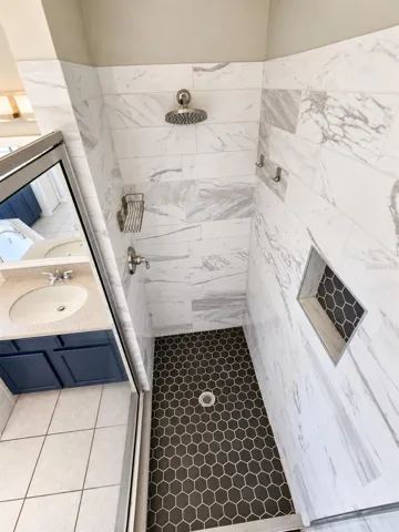 Primary en-Suite Bathrrom