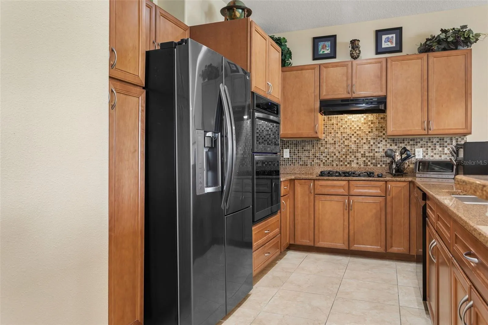 Gourmet Kitchen - 6522 Sand Shore Lane