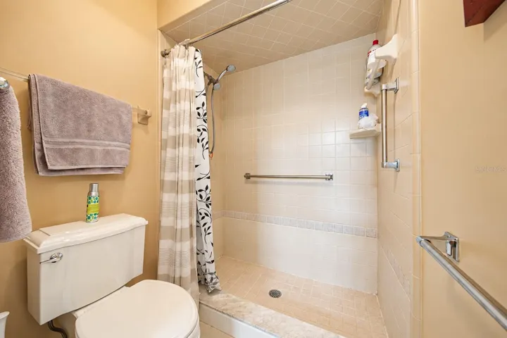 primary-shower