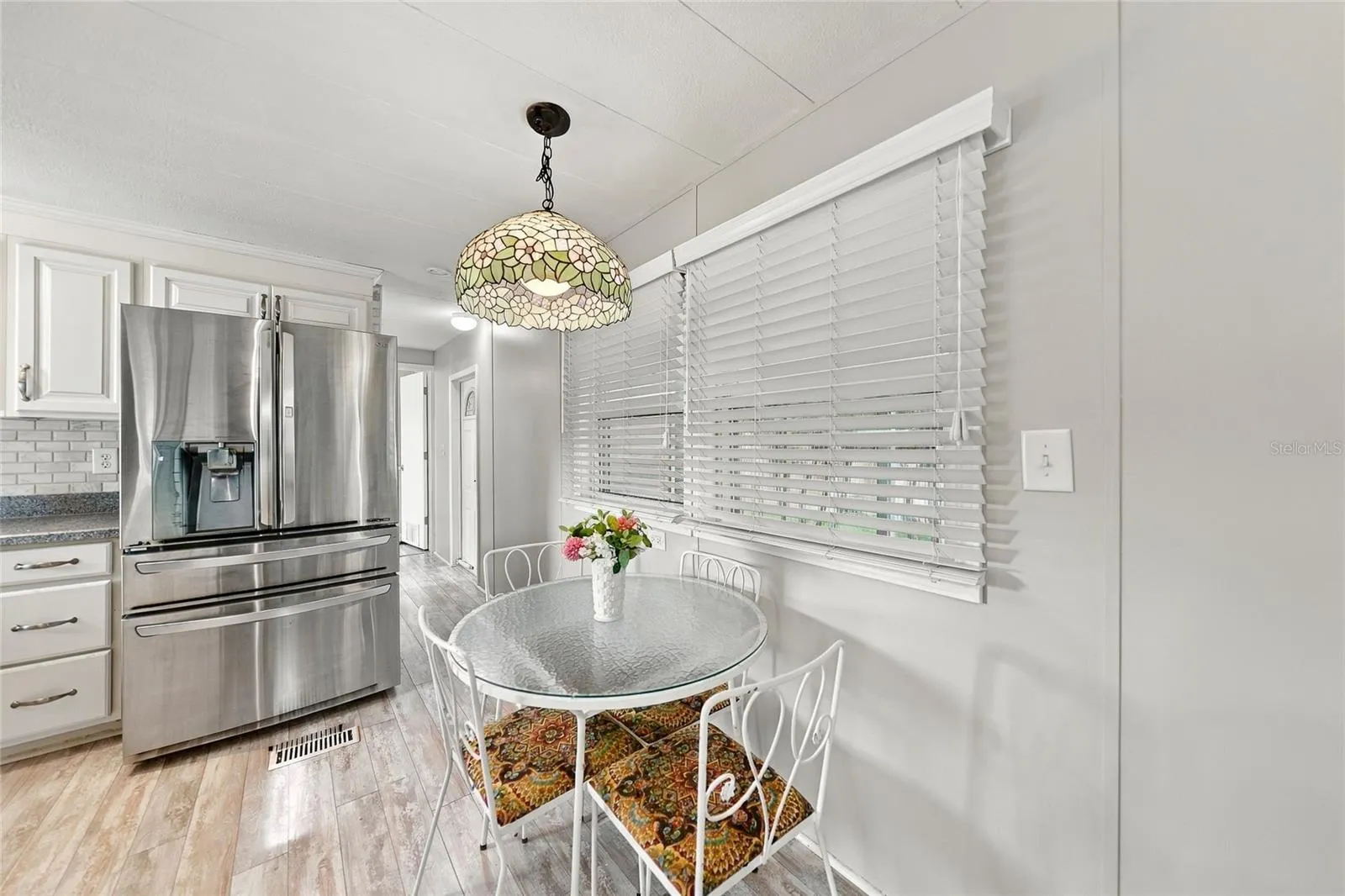 Eat in area in Kitchen