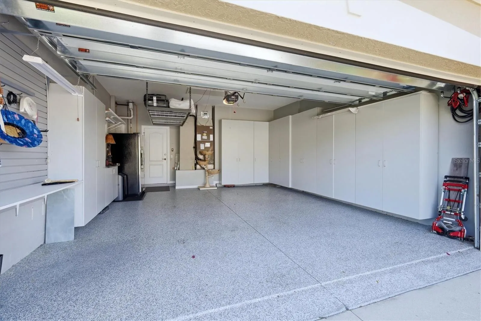 2-car Garage w/STORAGE!