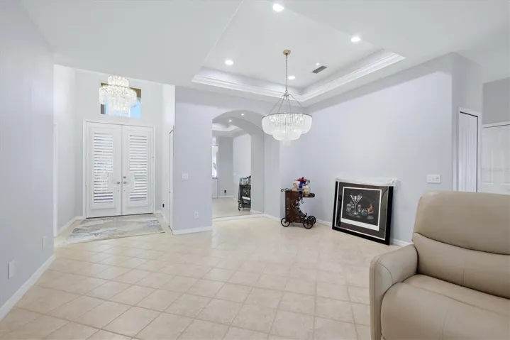 Foyer/Dining Room