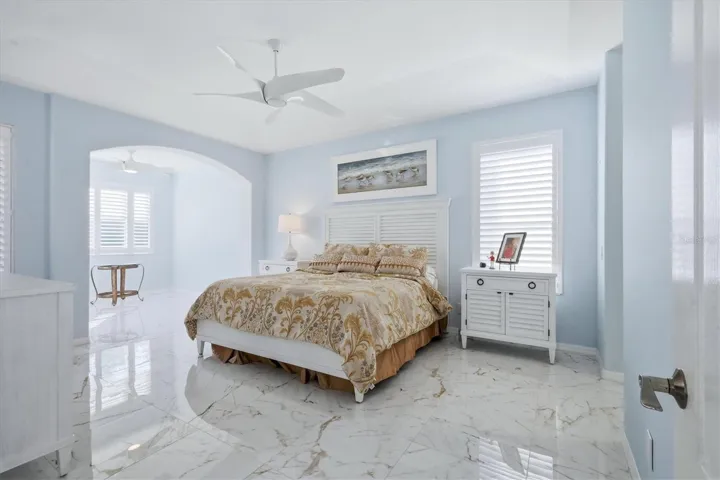 Primary Suite w/sitting room