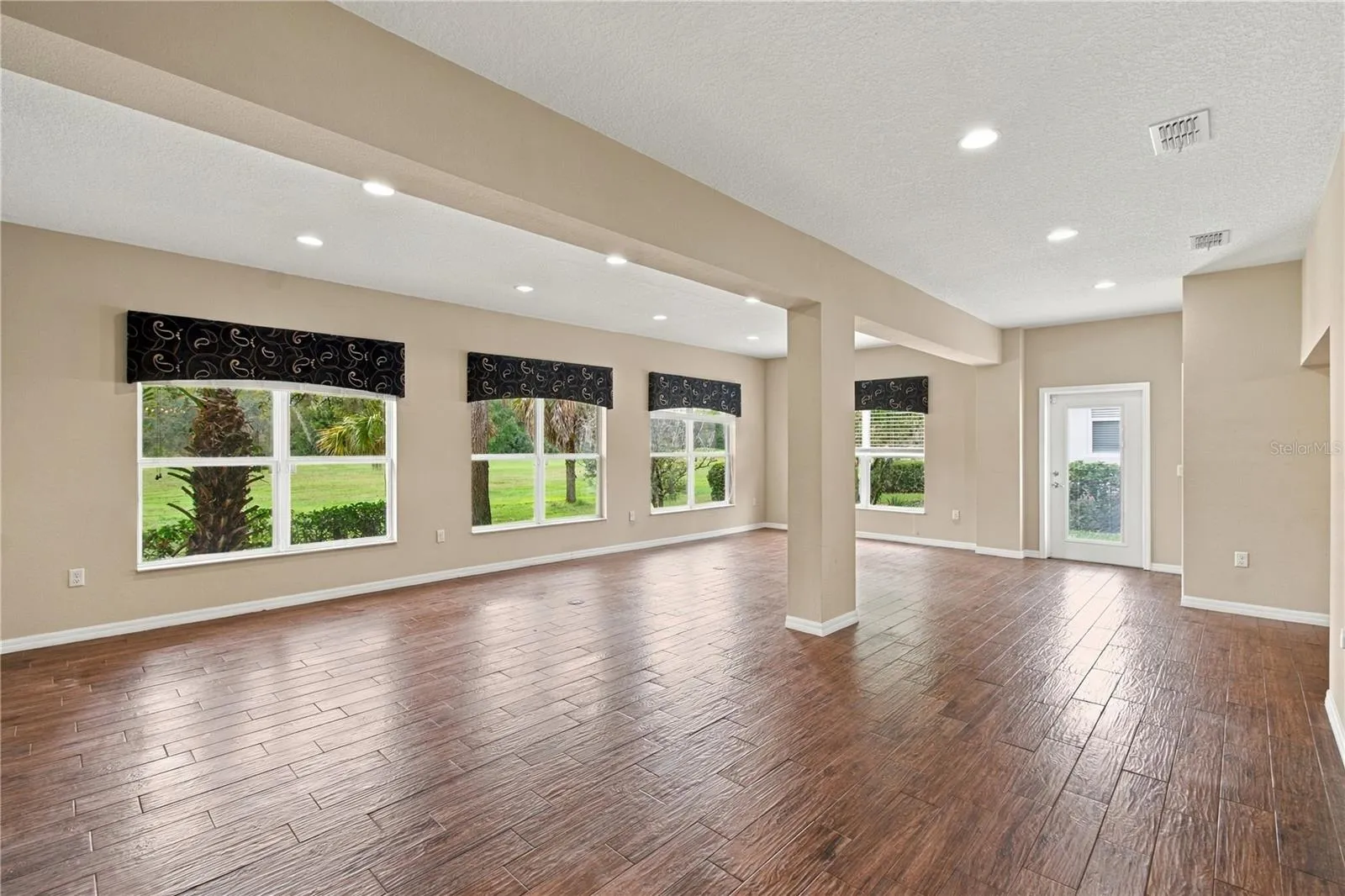 Plank Tile floors