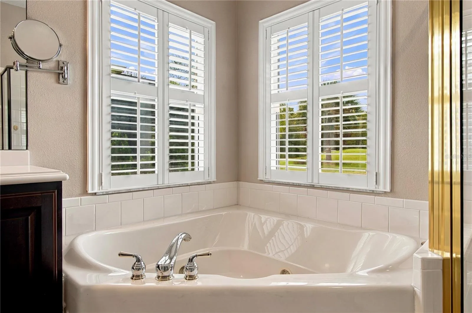 Soaking Tub