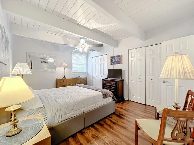 Primary bed