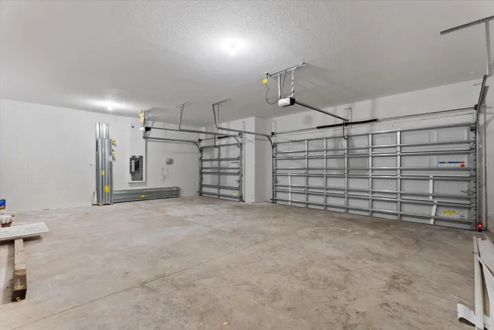 3 car garage