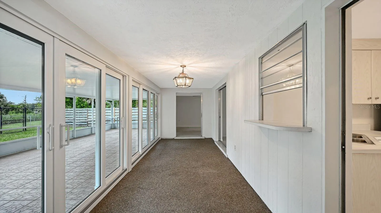 Unstaged Florida  Room