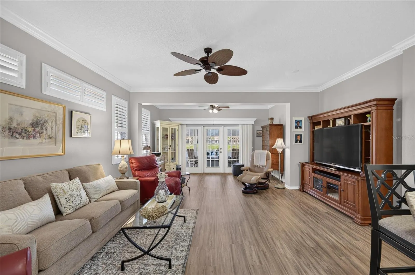 Extended Living or Living/Dining