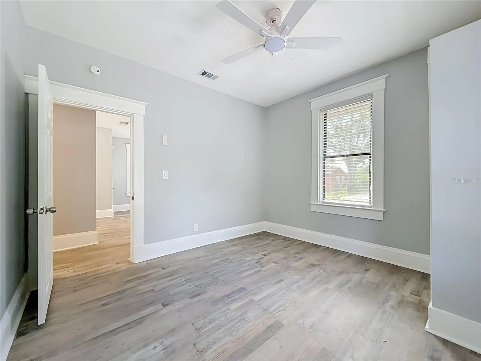 2nd bedroom with access to Jack and Jill bathroom