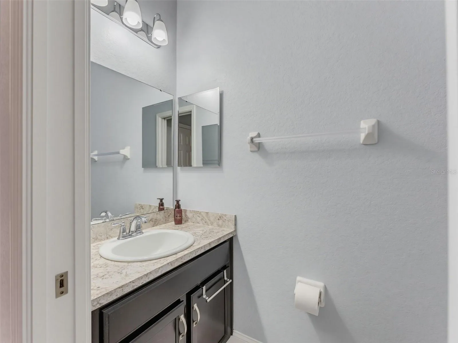 1st floor bath