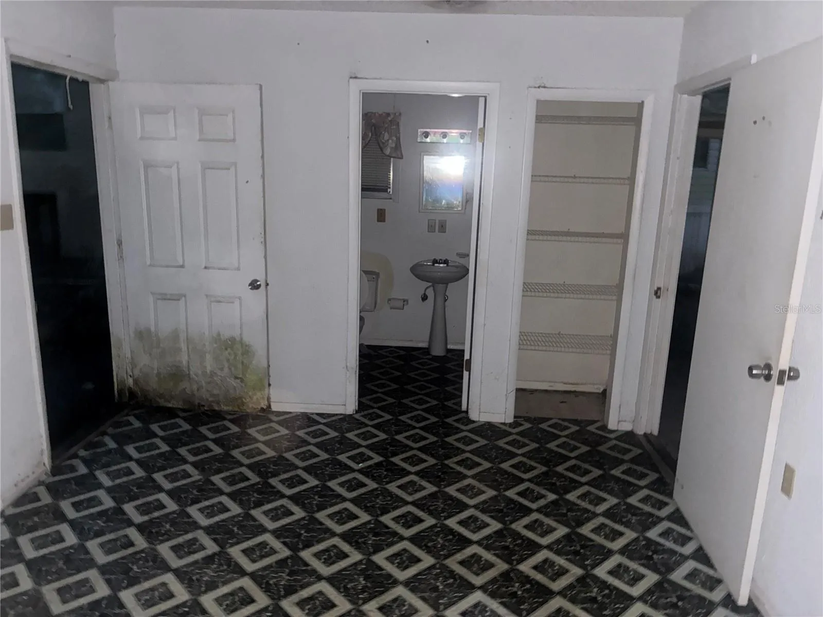 Garage area