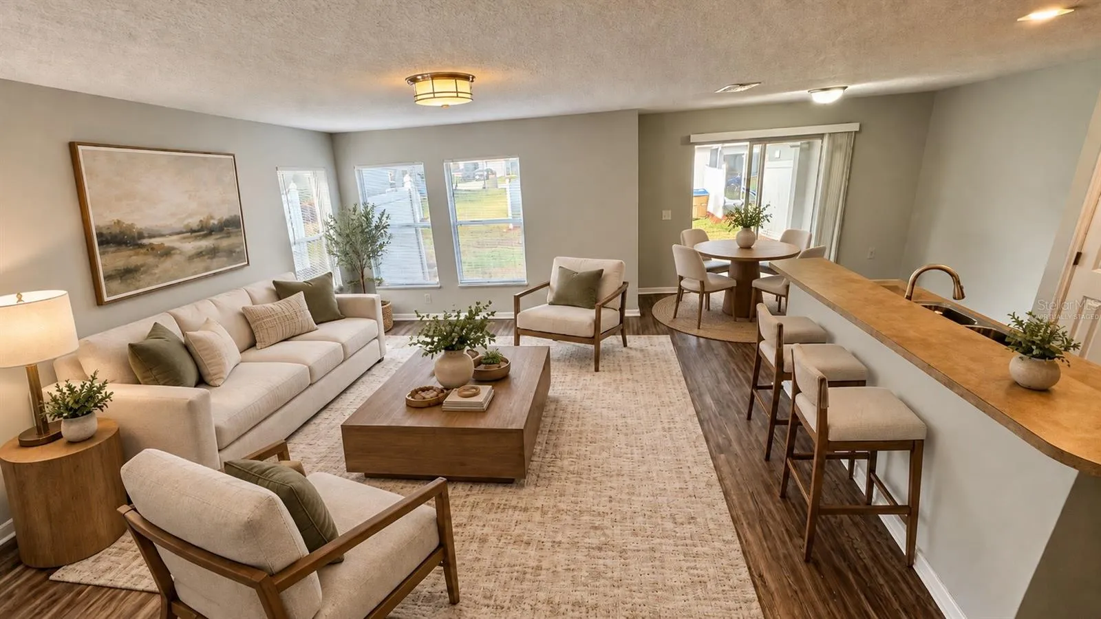 Select photos have been virtually staged to help prospective buyers visualize the potential use of the space and how the home may look when furnished. Virtual staging is for illustrative purposes only.