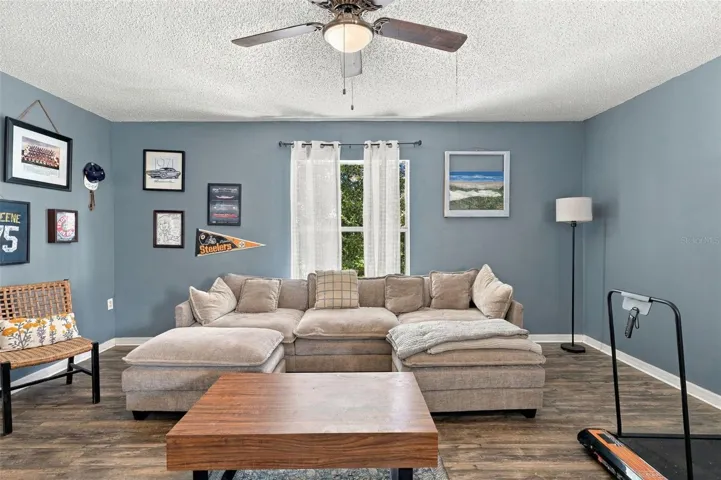 2ND FLOOR LOFT