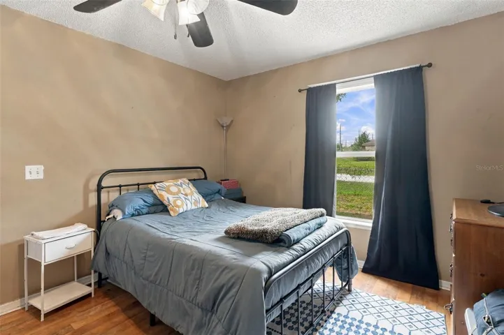 BEDROOM 2 (1ST FLOOR)