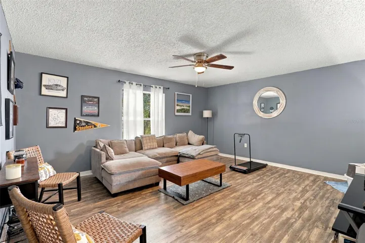 2ND FLOOR LOFT