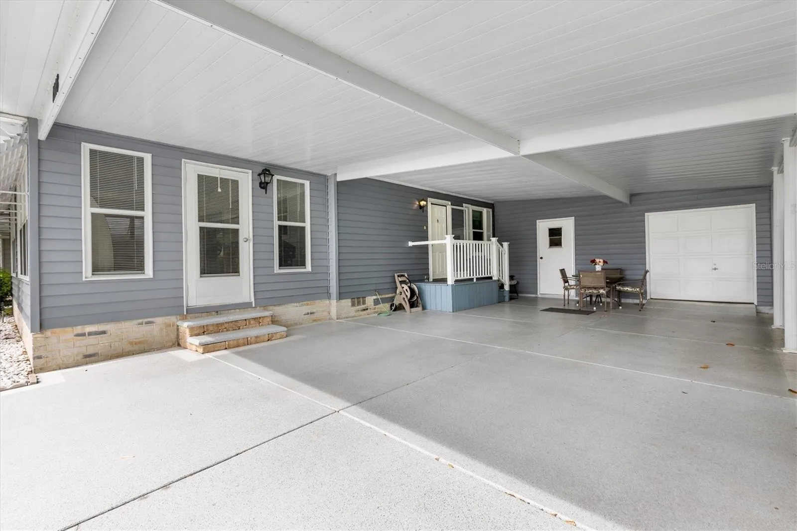 Carport