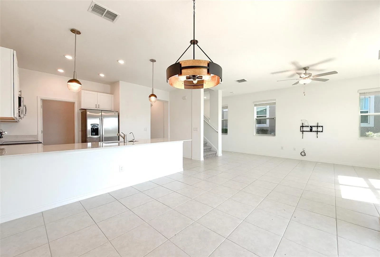 Living room &amp; dining room &amp; kitchen