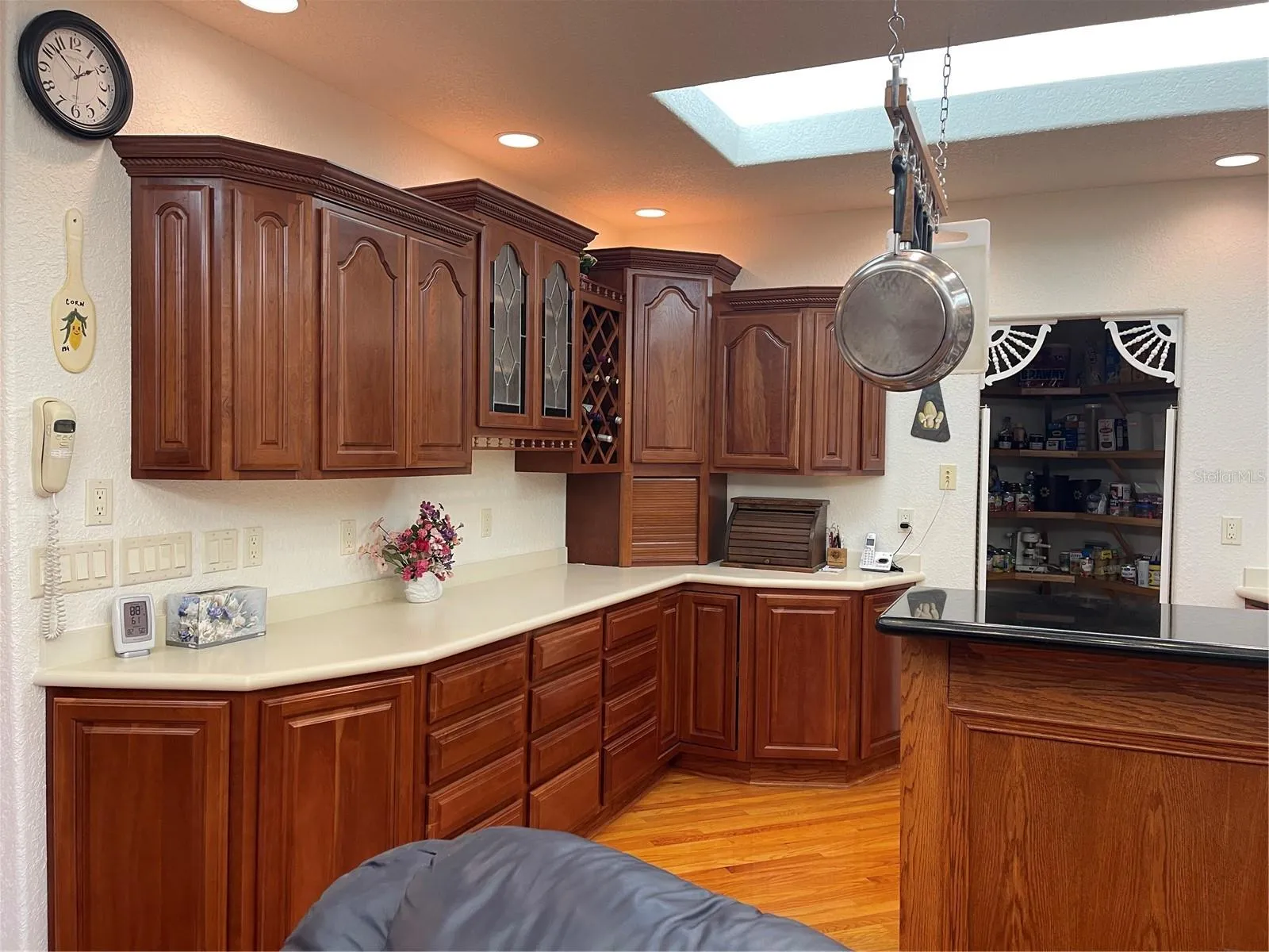 Walk in pantry