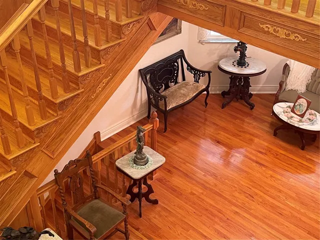 Sitting area adjacent to the entry from the first floor stairs