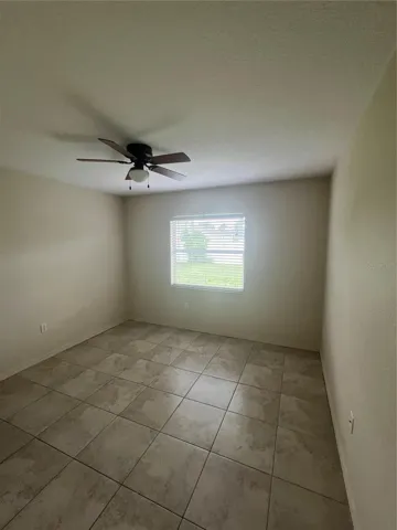2nd Guest bedroom
