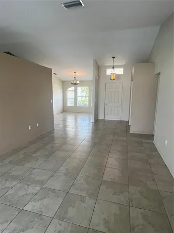 entrance /greatroom