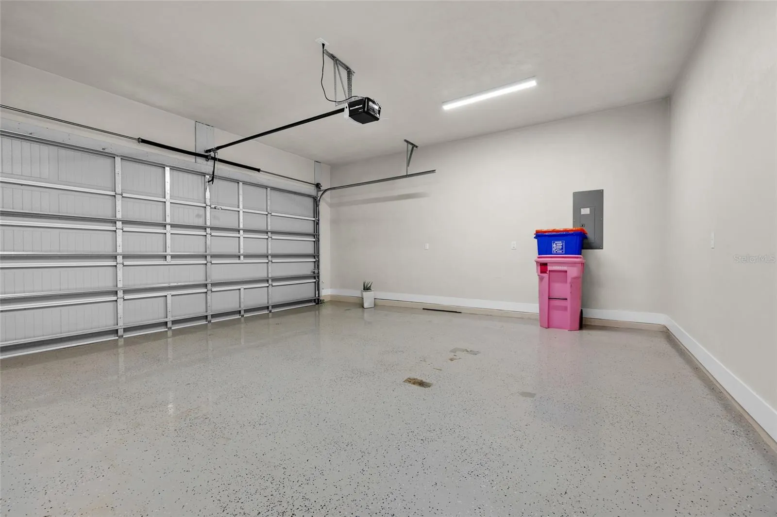 2 Car Garage